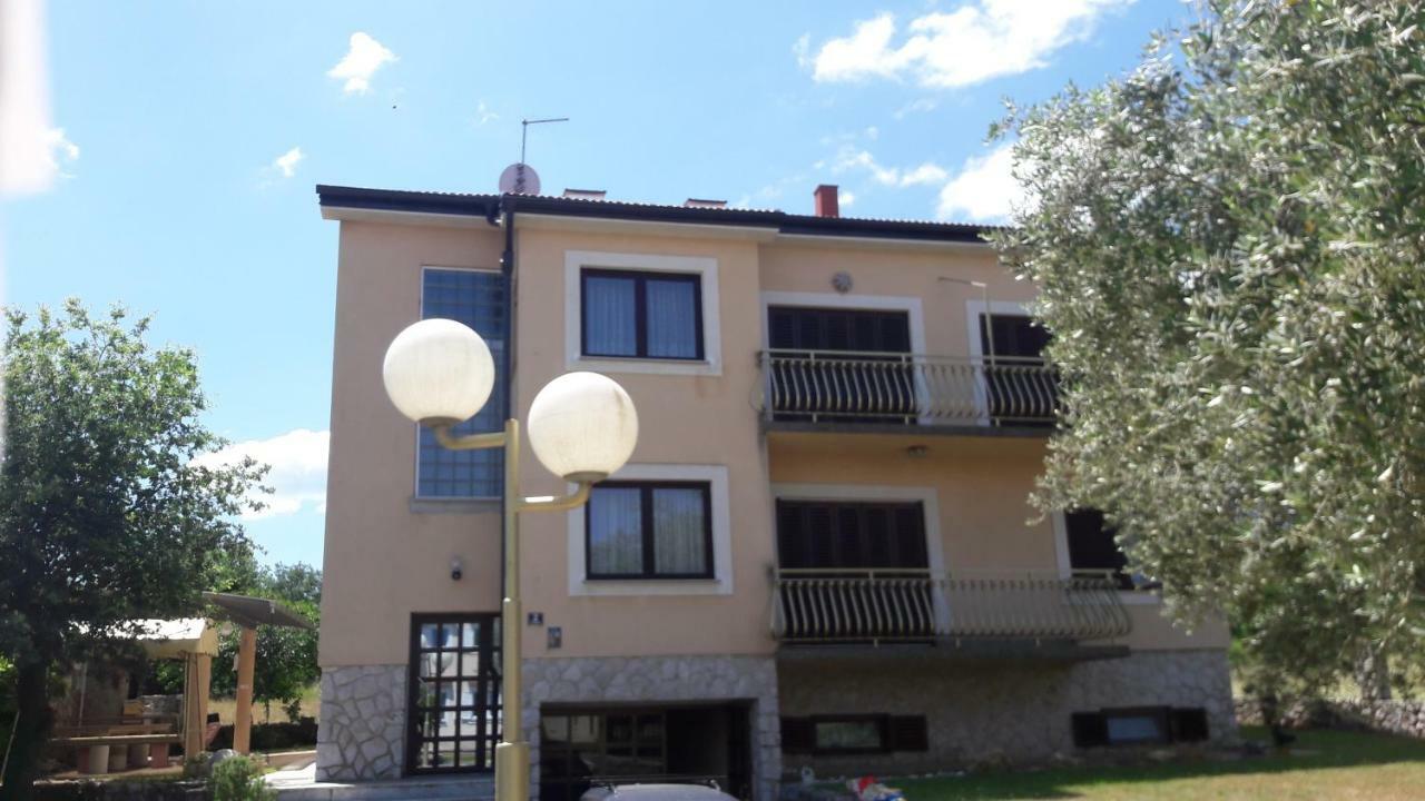 Apartment Ivan فانتاسيسي المظهر الخارجي الصورة