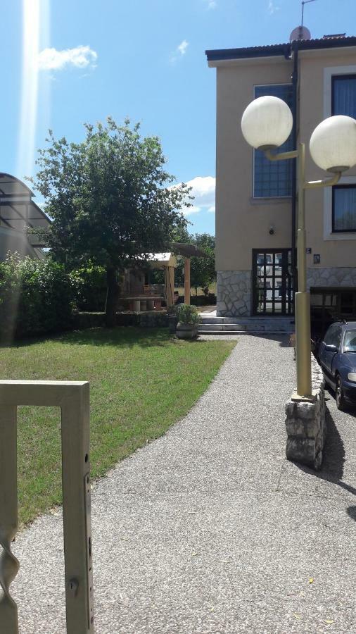 Apartment Ivan فانتاسيسي المظهر الخارجي الصورة